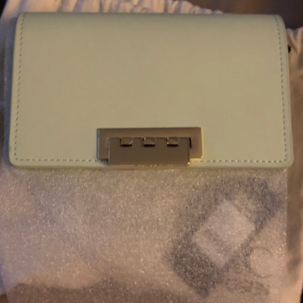 Zac Zac Posen Earthette Crossbody Brand new! - Picture 2 of 8